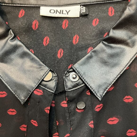 ONLY Vicky Sierra LS Shirt- Black Sheer Blouse with Red Lip Print, EU 38 - Picture 4 of 6